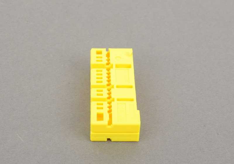 Yellow socket housing for BMW 3 Series E46 (OEM 61138373310). Original BMW