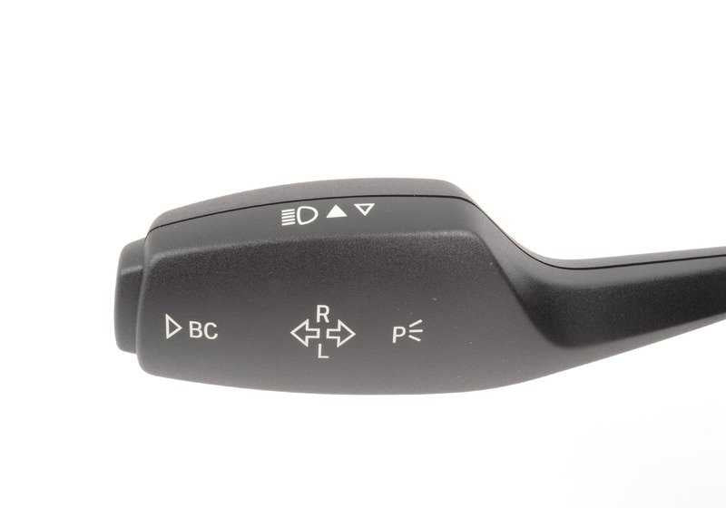 Centro de Control del Volante para BMW F22, F23, F87, F30, F34, F35, F80, F32, F33, F36, F82, F83, F26 (OEM 61319351143). Original BMW.