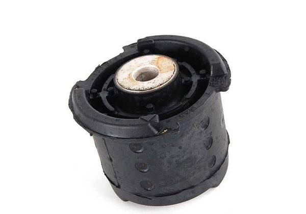 Goma de soporte delantera izquierda para BMW E46, E83, E83N (OEM 33316770783). Original BMW.