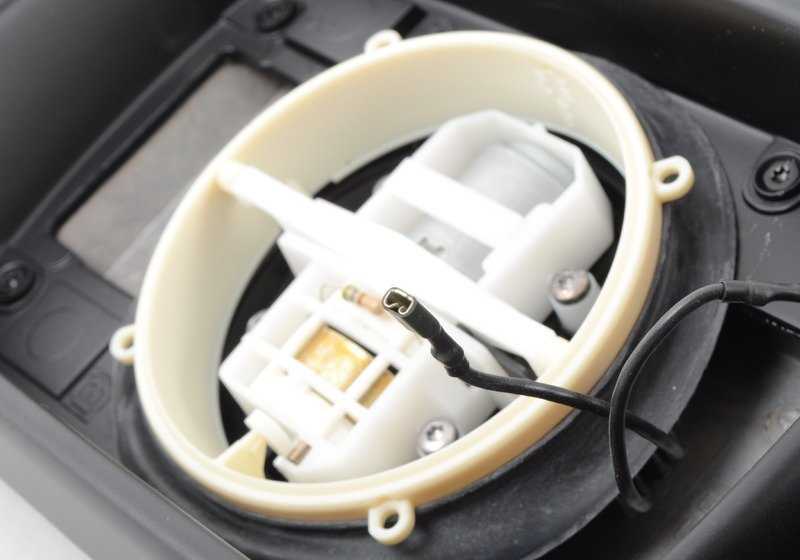 Espejo exterior eléctrico calefactado derecho para BMW Serie 3 E36 (OEM 51168144406). Original BMW