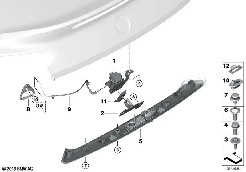 Guarnición de la manija del maletero para BMW Z4 G29 (OEM 51137437677). Original BMW.