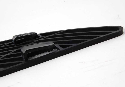 Protective grille for BMW E46 (OEM 51717010225). Original BMW