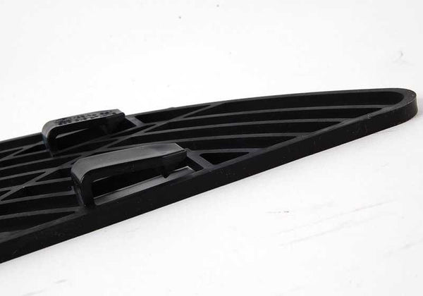 Rejilla protectora para BMW E46 (OEM 51717010225). Original BMW