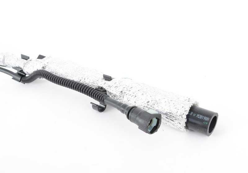 Tubo de llenado con boquilla de llenado para BMW X5 E70 (OEM 16197205031). Original BMW