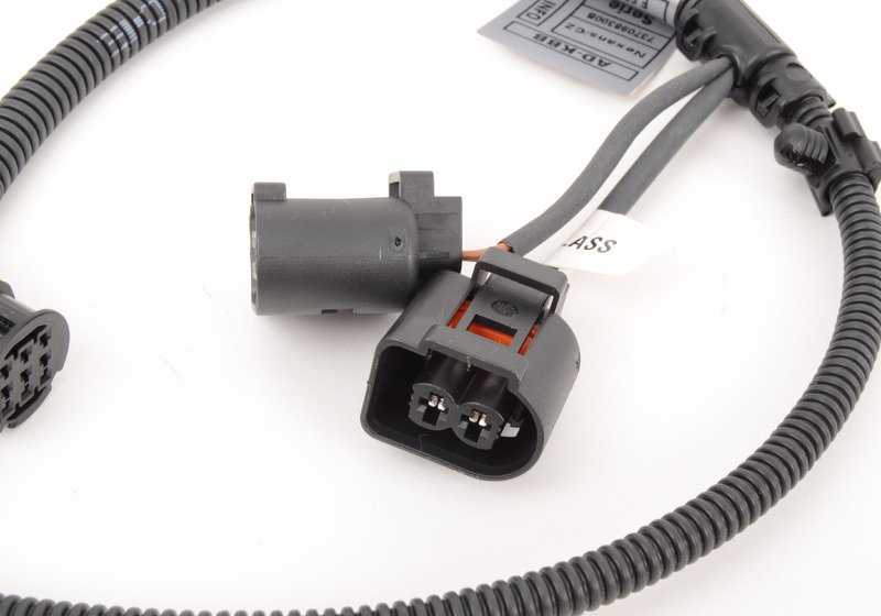 Cableado compresor de aire acondicionado OEM 12517841229 para BMW E60, E61, E63, E64. Original BMW.