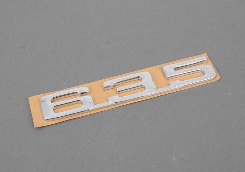 Hinten aufgeklebtes Emblem für BMW 6er E24 (OEM 51141920779). Original BMW