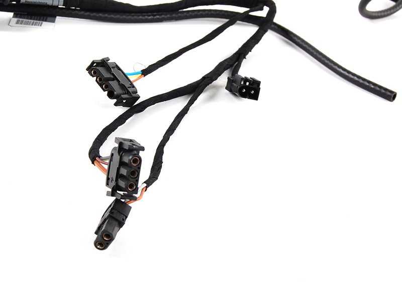 Right tailgate repair cable for BMW E34 (OEM 61108365702). Original BMW.