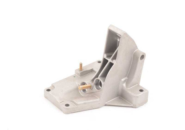 Soporte izquierdo OEM 22121702636 para BMW E34, E32, E31. Original BMW.