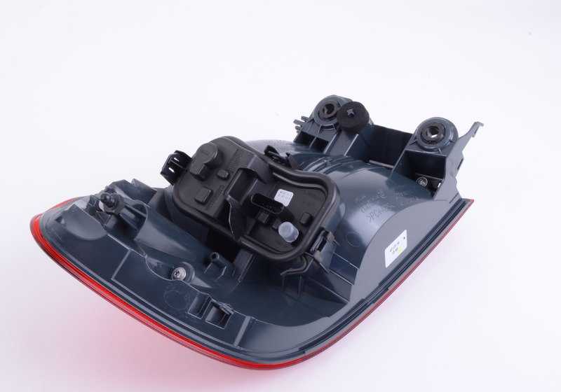 Piloto trasero lateral derecho OEM 63217296100 para BMW F32, F33, F36, F82, F83. Original BMW.