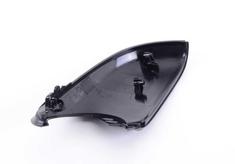 Parte inferior de la carcasa derecha para BMW F45, F45N, F46, F46N Serie 2, F48, F48N X1 (OEM 51167386572). Original BMW.