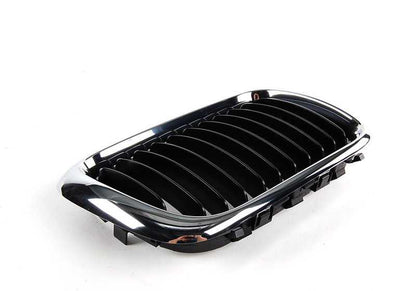 Rack decorativo destro per la serie BMW 3 E36 (OEM 51138195152). BMW originale.