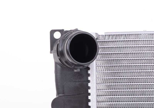 Radiateur de réfrigérant OEM 17118672104 pour BMW F20, F21, F22, F23, F30, F31, F34, F32, F33, F36. BMW d'origine.