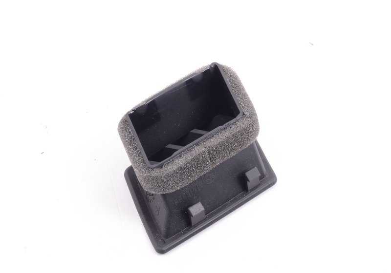 Cubierta de la boquilla del desempañador derecha para BMW X3 E83 (OEM 51453415360). Original BMW