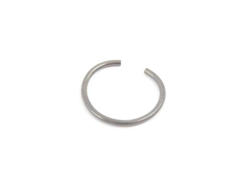 Anillo de seguridad para BMW F40, F52, F44, F45, F46, F48, F39 y MINI F54, F55, F56, F57, F60, R55, R56, R57, R58, R59 (OEM 31606779990). Original BMW