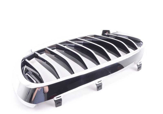 Rejilla decorativa frontal izquierda para BMW G11, G12 (OEM 51137357011). Original BMW