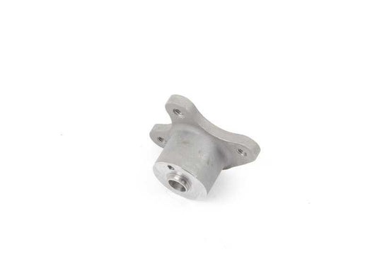 Adaptador para BMW Serie 5 E28, Serie 6 E24, Serie 7 E23 (OEM 12111306732). Original BMW