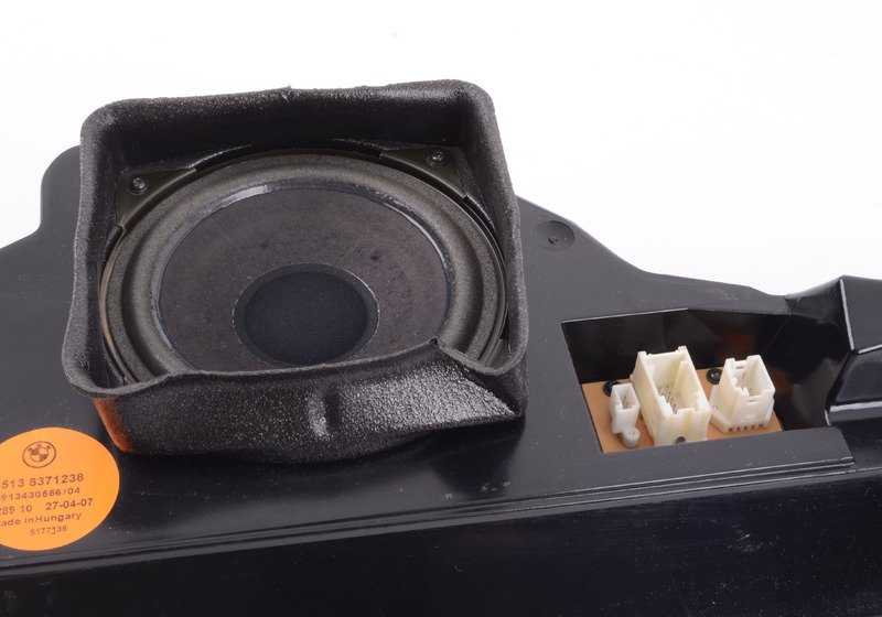 Caja de altavoz puerta delantera derecha para BMW Serie 7 E38 (OEM 65138371238). Original BMW