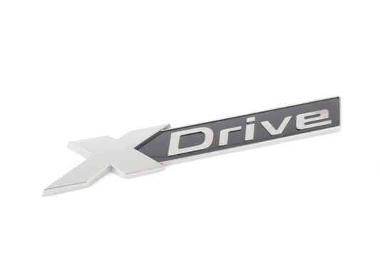 Emblema X-Drive para BMW G30, G30N (OEM 51148063201). Original BMW