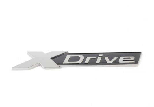 Emblema X-Drive para BMW G30, G30N (OEM 51148063201). Original BMW