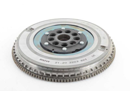 Dual-mass flywheel for BMW F10, F06, F12, F13 (OEM 21212283824). Genuine BMW