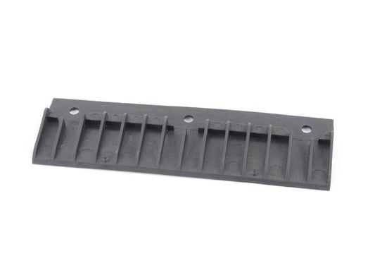 Proteção mais baixa OEM do pára -choque 51717376345 para BMW (modelos compatíveis: F20, F21, F22, F23, F87, F30, F31, F34, F35, F80, F32, F33, F36, F82, F83). BMW original.