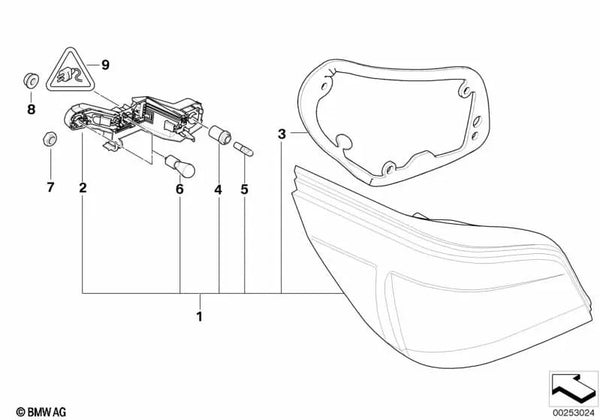 Piloto trasero derecho, intermitente blanco para BMW Serie 5 E60, E60N (OEM 63217361592). Original BMW