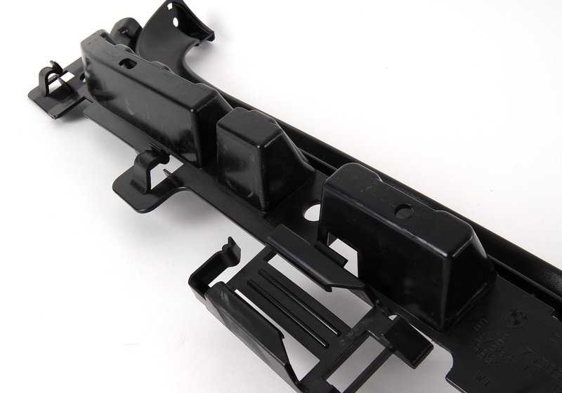 Guia central traseira OEM 51127058522 para BMW E90, E91. BMW original.