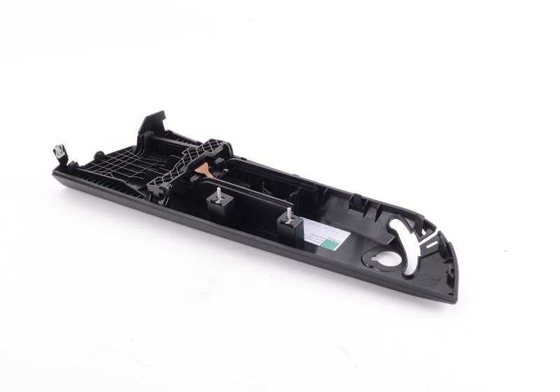 Revestimiento lateral trasero izquierdo para BMW Serie 1 E88 (OEM 51439128773). Original BMW