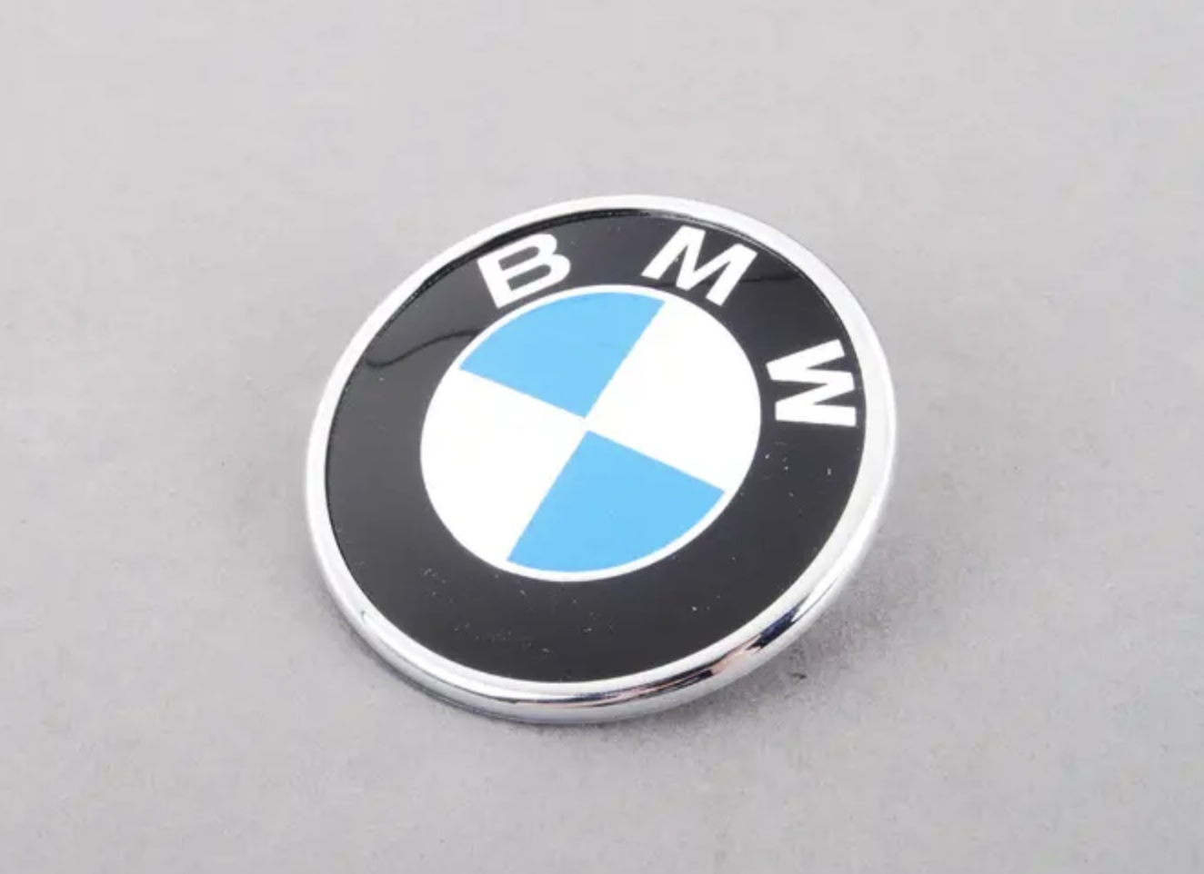 Emblema Logo Bmw 61Mm (Maletero) Para E46 Cabrio. Original