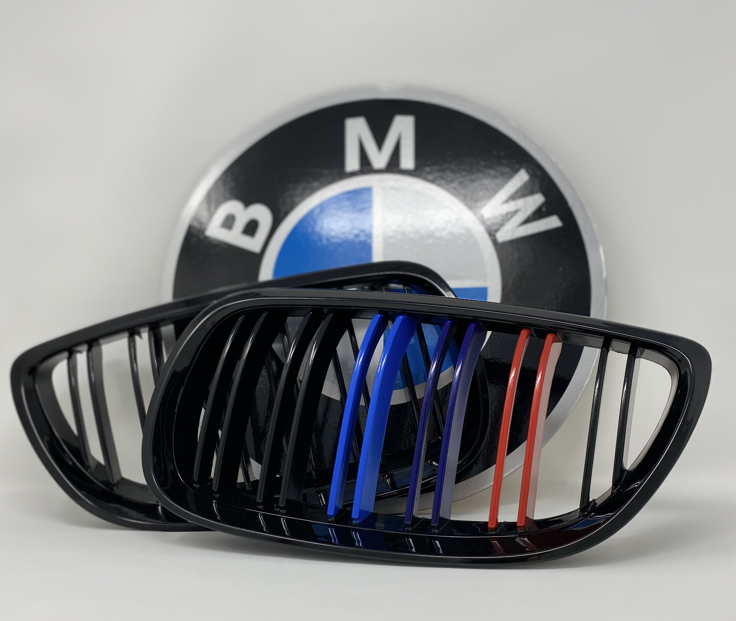 Riñoneras ///m Brillante Doble Linea Tipo M3 Para Bmw E92/e93 Del 2006 Al 03/2010