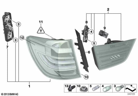 Luz trasera del guardabarros izquierdo para BMW X3 F25 (OEM 63217217305). Original BMW.