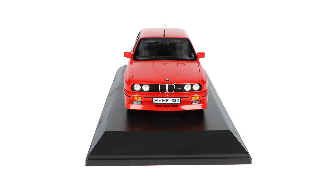 Bmw M3 E30 En Miniatura . Original Recambios