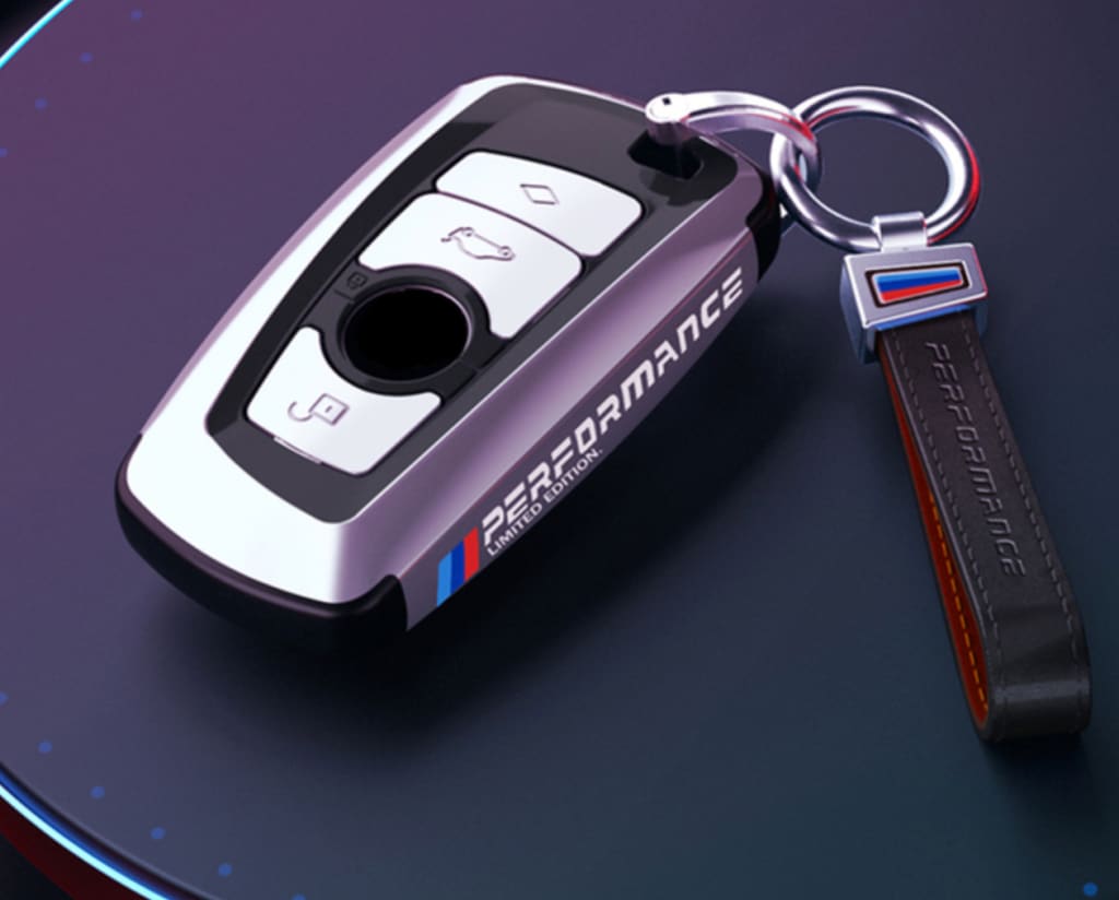 Funda De Llave Edición Limitada ///Performance Con Llavero Piel Para Tu Bmw. Plateado