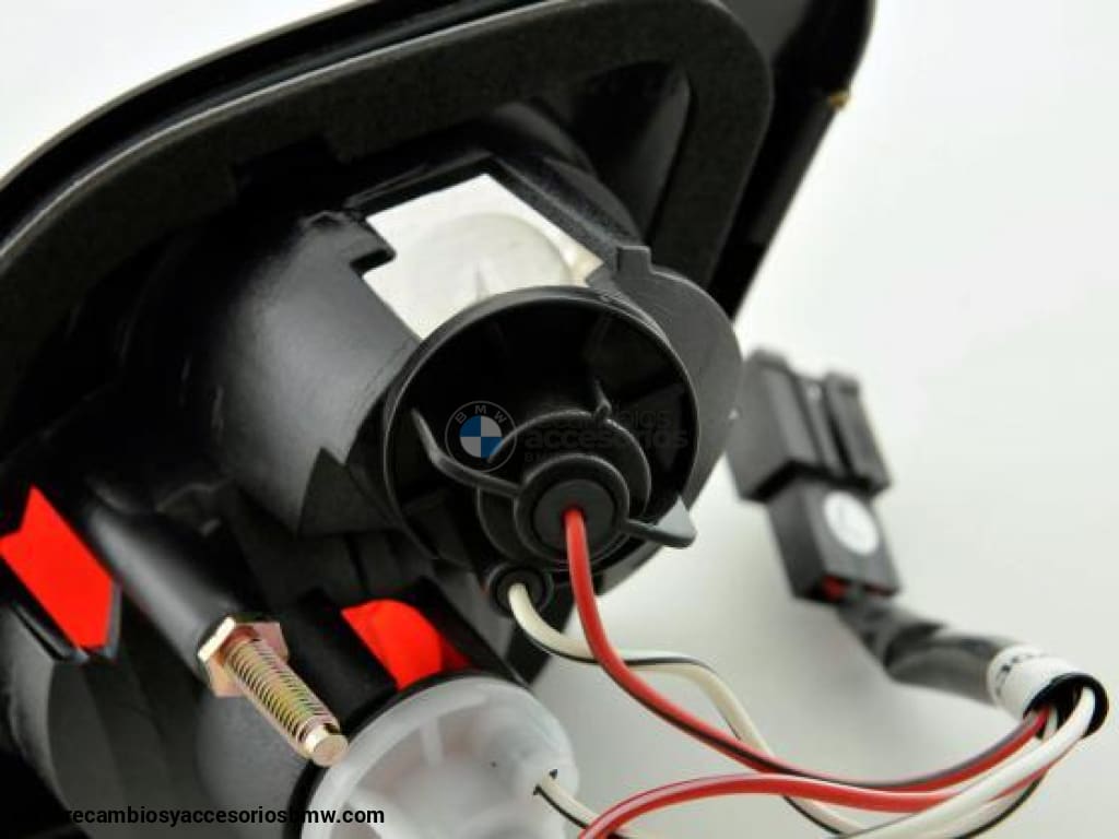 Juego De Luces Traseras Bmw Serie 3 Coupé Tipo E46 99-02 Cromo Lights > Rear/tail Lights