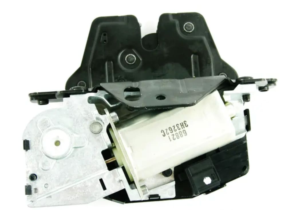 Servo Cerradura Tapa De Portamaletas Sup. Maletero Para Bmw X5 E53 . Original Recambios